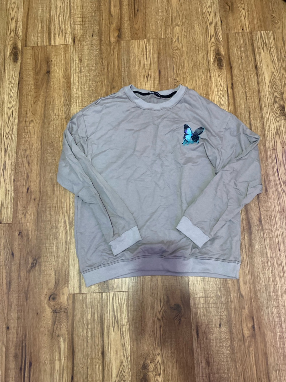 Light Gray Crewneck Sweater with Blue Butterfly
